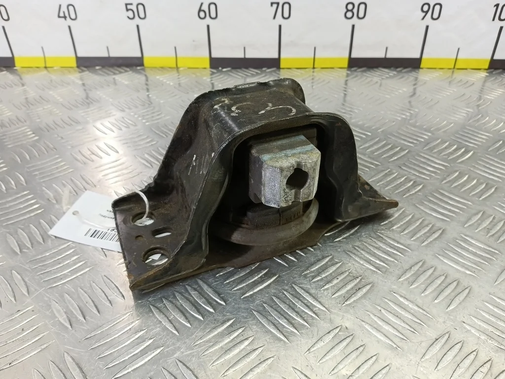 Подушка двигателя (Опора ДВС) NISSAN MICRA K12 (2