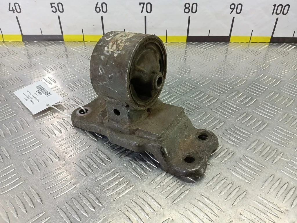 Подушка двигателя (Опора ДВС) MITSUBISHI LANCER I