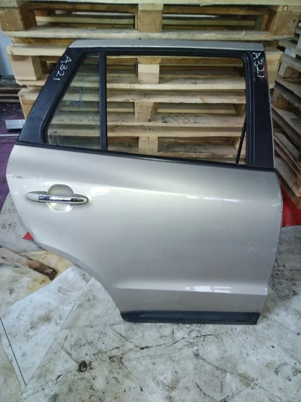 Дверь боковая Hyundai Santa Fe 2009 770042B030 CM D4EB 2.2, задняя правая