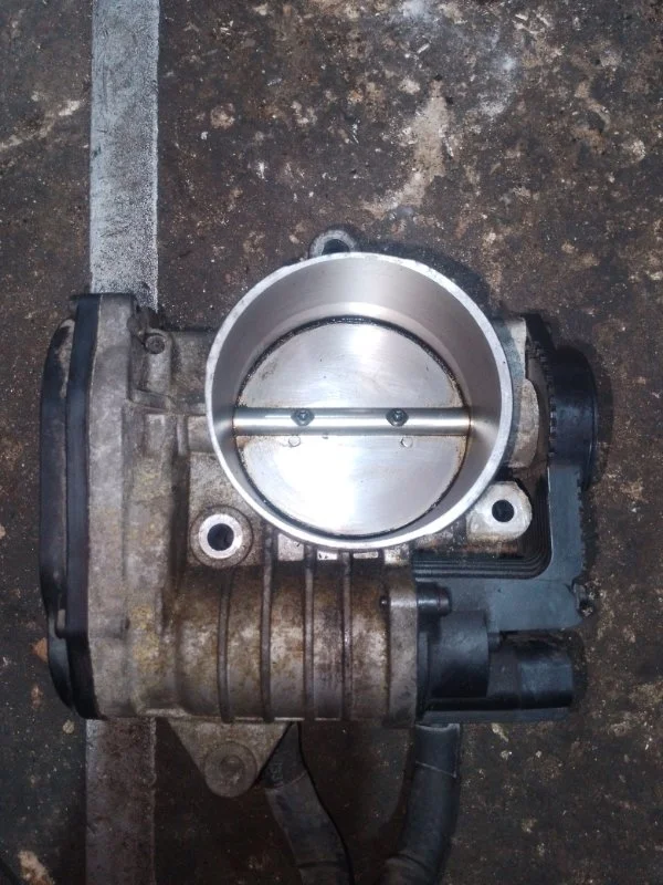 Дроссельная заслонка Hyundai Sonata 17203021 G6DB 3.3