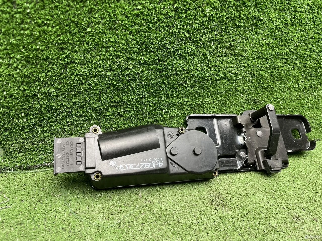 Привод замка багажника audi a4/a6/a7/q5/a8/q7