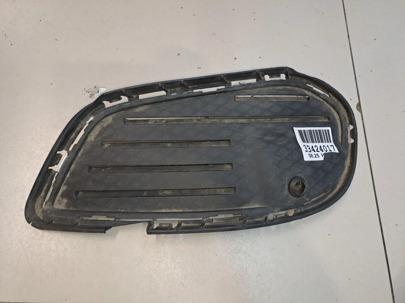 Заглушка переднего бампера правая для Mercedes C-klasse W205 2014-