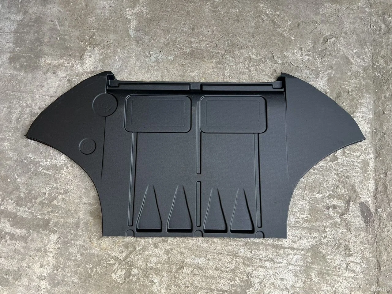 Защита двигателя audi a8 s8 d3 4e0825235q