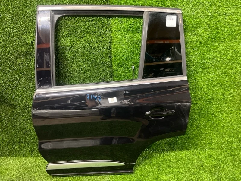 Дверь Volkswagen Tiguan 2009 5N0833055A 5N CAW 2.0T, задняя левая