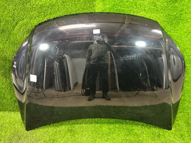 Капот Volkswagen Tiguan 2009 5N0823031D 5N CAW 2.0T