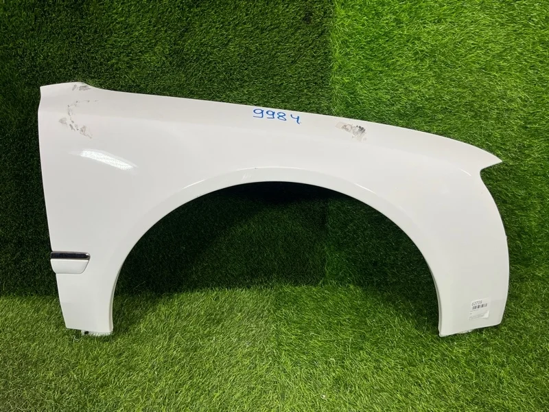 Крыло Audi A8 2008 4E0821106K D3 BVJ 4.2, переднее правое