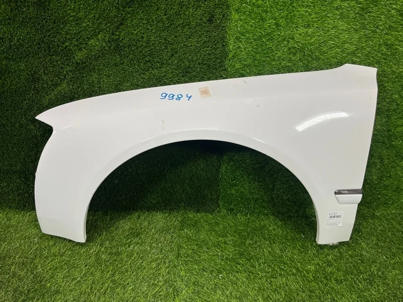 Крыло Audi A8 2008 4E0821105K D3 BVJ 4.2, переднее левое