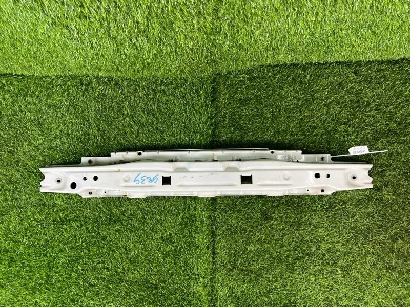 Усилитель бампера Opel Zafira 2001 24409190 F75 Z22SE, передний