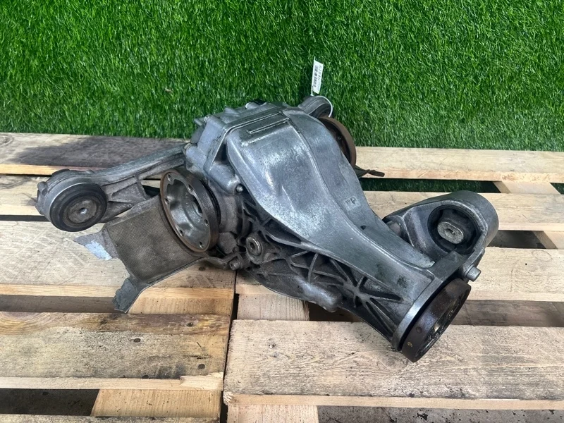 Редуктор заднего моста Audi A8 2008 0AR500043B D3 BVJ 4.2