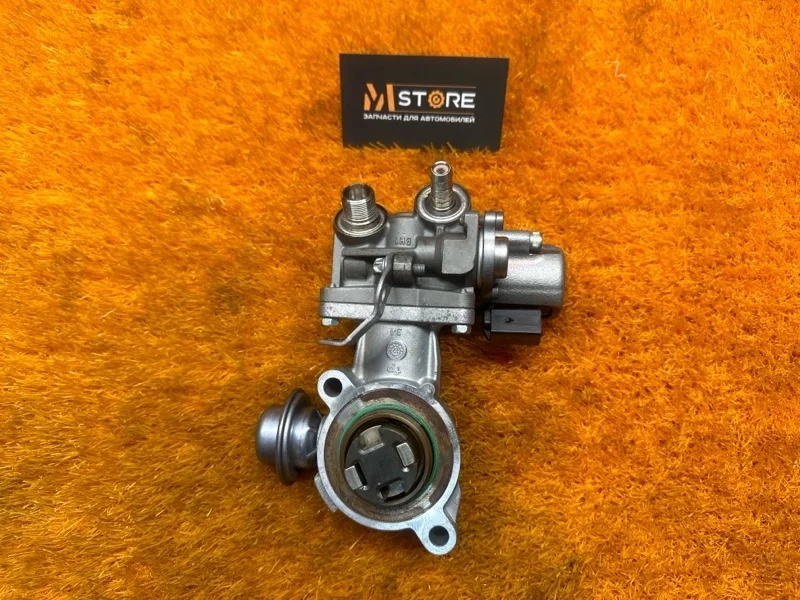 ТНВД Mercedes-Benz C-Class 2012 A2710703501 W204 271.820