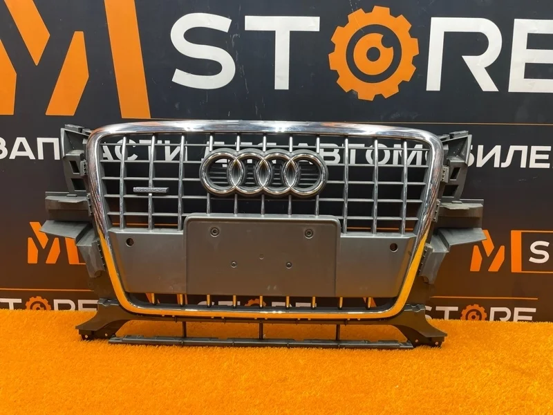 Решетка радиатора Audi Q5 2012 8R0853651B 8R CDNC