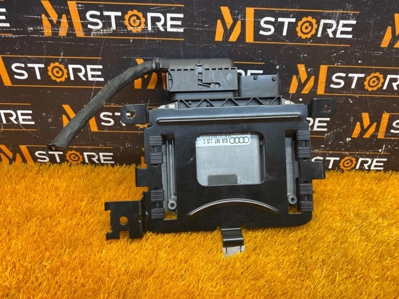 Блок управления ДВС Audi Q3 2012 8U0907115C 8U CPSA