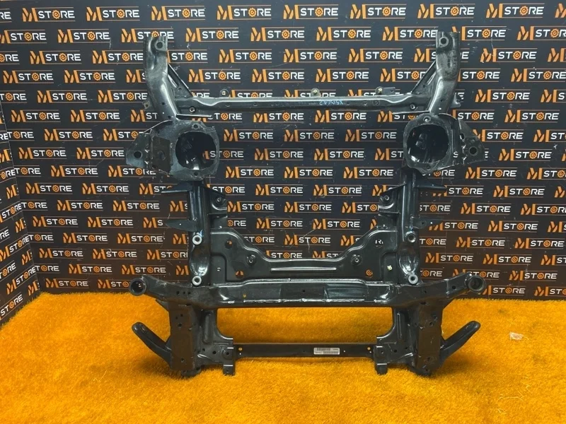 Балка поперечная (подрамник) Bmw X5 2013 31116866689 F15 N57D30A, передняя