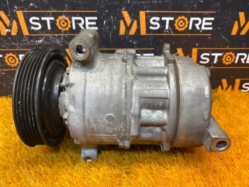 Компрессор кондиционера Mercedes-Benz Cla-Class 2014 A0038304360 C117 270.920