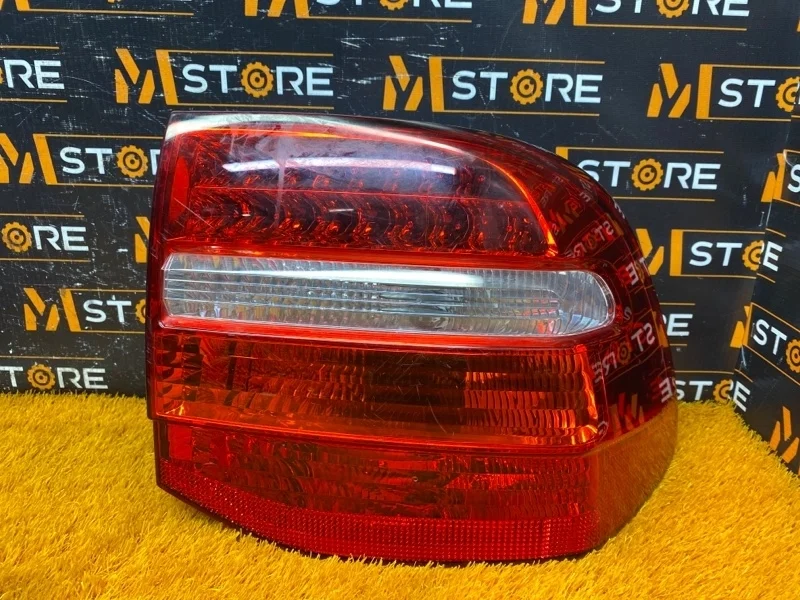 Фонарь задний Porsche Cayenne 2008 7L5945208 957 M4801, правый