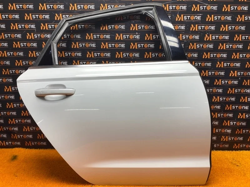 Дверь Audi A6 2012 4G5833052 C7/4G CHJ, задняя правая