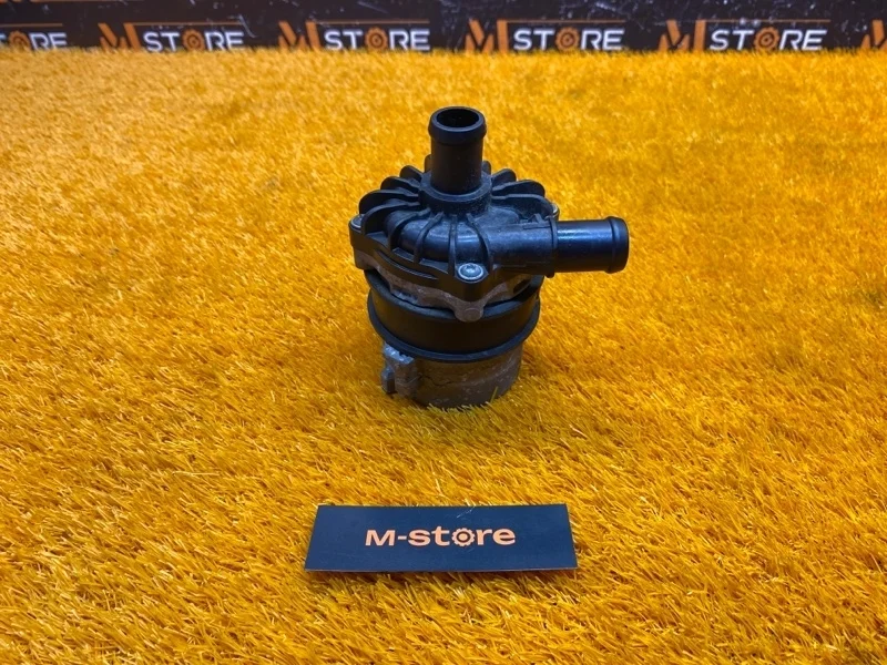 Помпа дополнительная Audi A6 2012 8K0965567B C7/4G CHJ