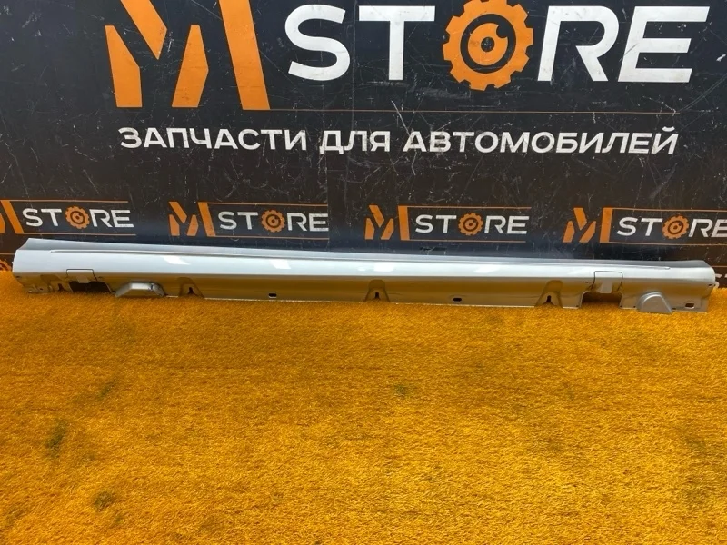 Накладка на порог Mercedes-Benz C-Class 2014 A2056981454 W205 274.920, правая