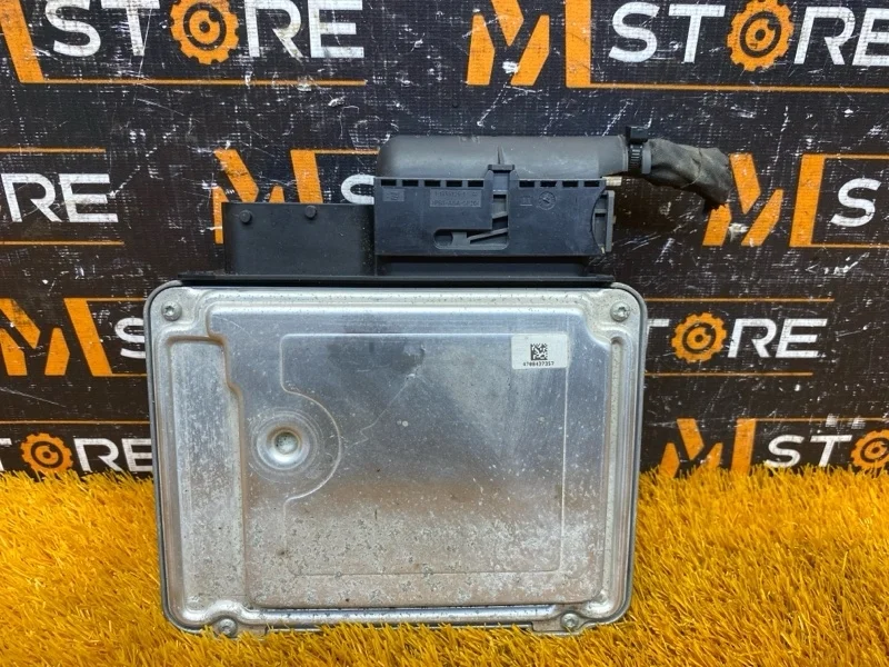 Блок управления ДВС Audi Q3 2014 8U0907115K 8U CCZC