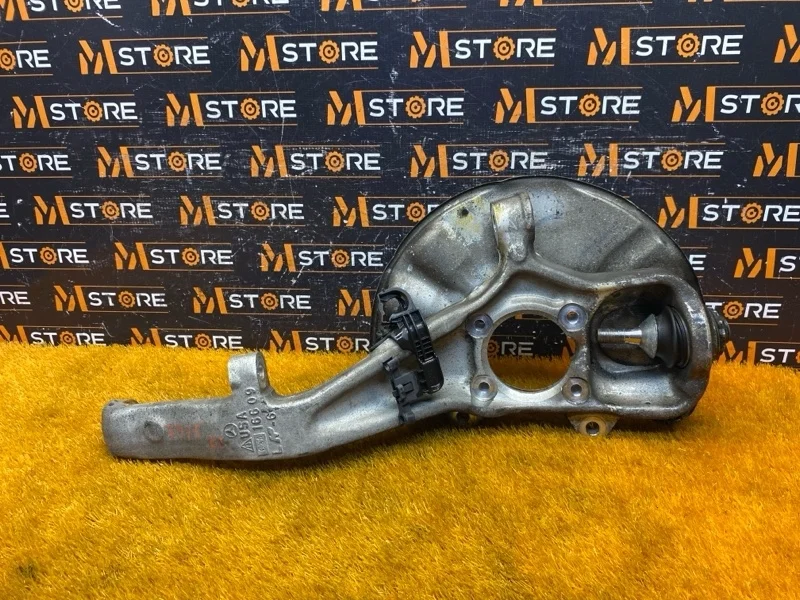 Кулак поворотный Mercedes-Benz M-Class 2012 A1663300920 W166 276.955, передний левый