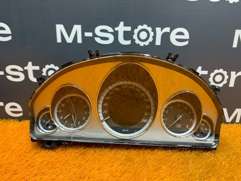 Щиток приборов Mercedes-Benz E-Class 2011 A2129004013 W212 276.952