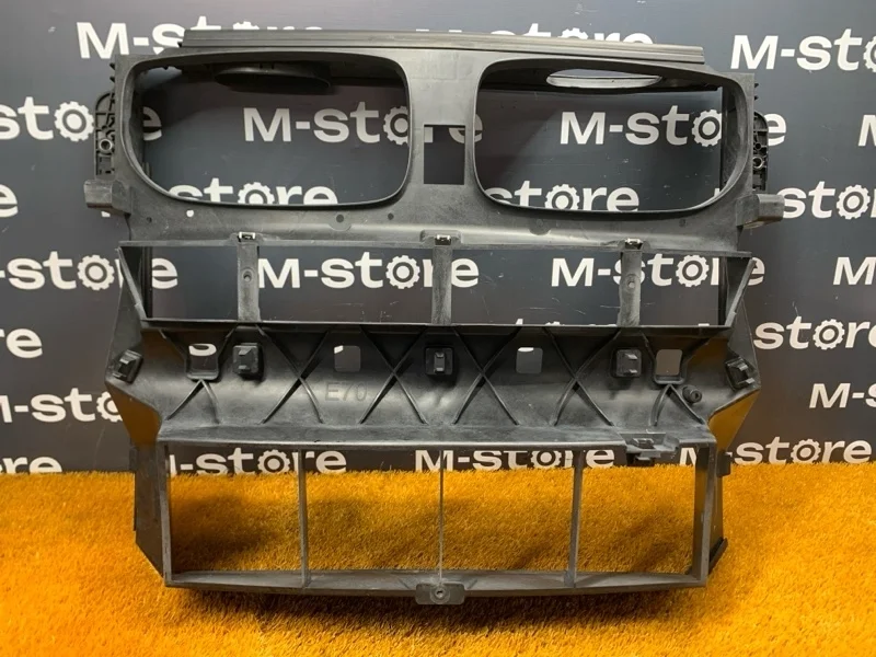 Воздуховод радиатора Bmw X5 2009 51647177878 E70 N52B30A