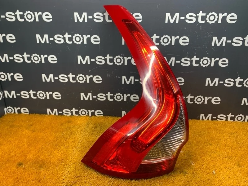 Фонарь задний Volvo XC60 2013 31323034 DZ47 B4204T7, левый