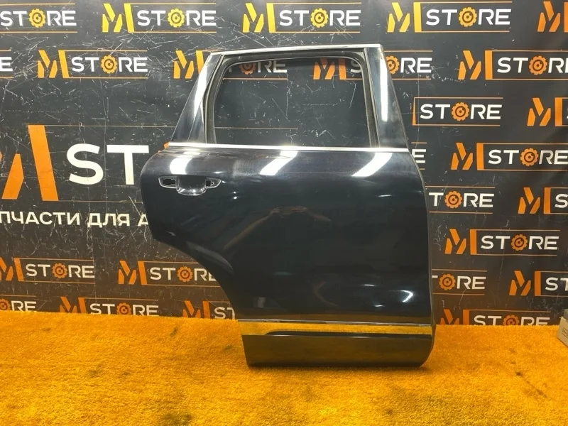 Дверь Volkswagen Touareg 2013 7P0833056 7P CGRA, задняя правая