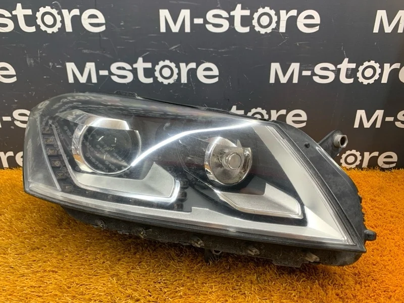 Фара Volkswagen Passat 2011 3AC941752 B7 CAXA, правая