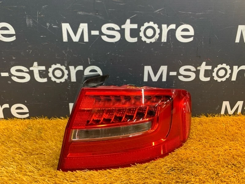 Фонарь задний Audi A4 2012 8K5945096AC B8/8K CDNB, правый