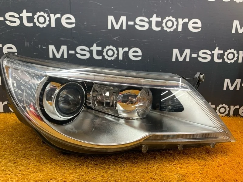 Фара Volkswagen Tiguan 2009 5N2941040H 5N CAWB, правая