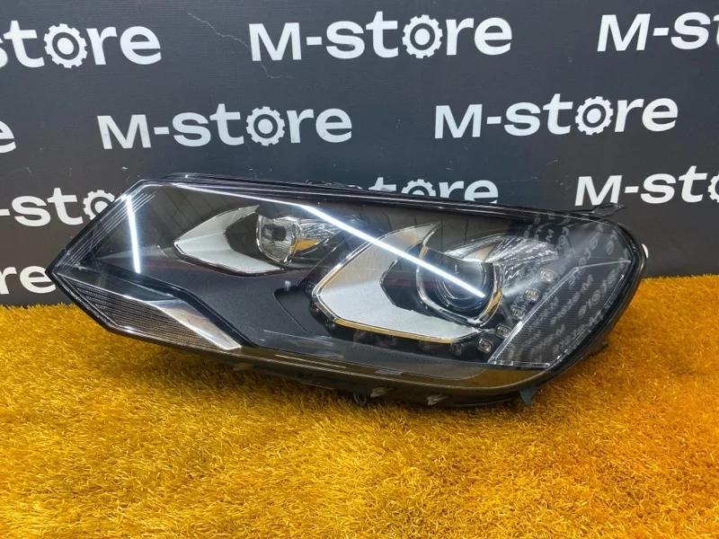 Фара Volkswagen Touareg 2014 7P2941751 7P CGRA, левая