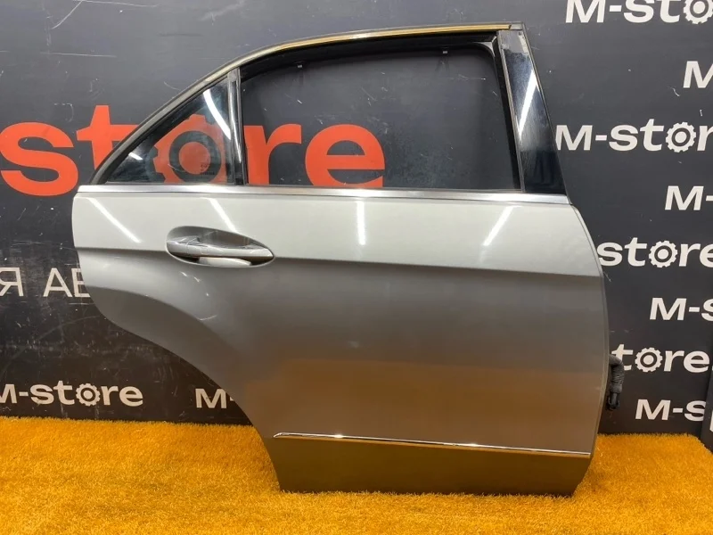 Дверь Mercedes-Benz E-Class 2009 A2127300205 W212 272.980, задняя правая