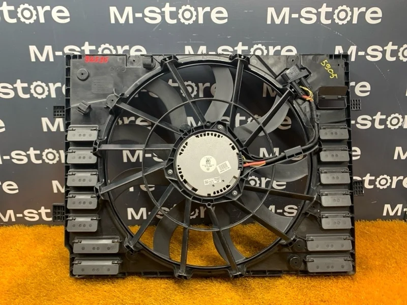 Вентилятор радиатора Volkswagen Touareg 2014 7P0121203H 7P CGRA