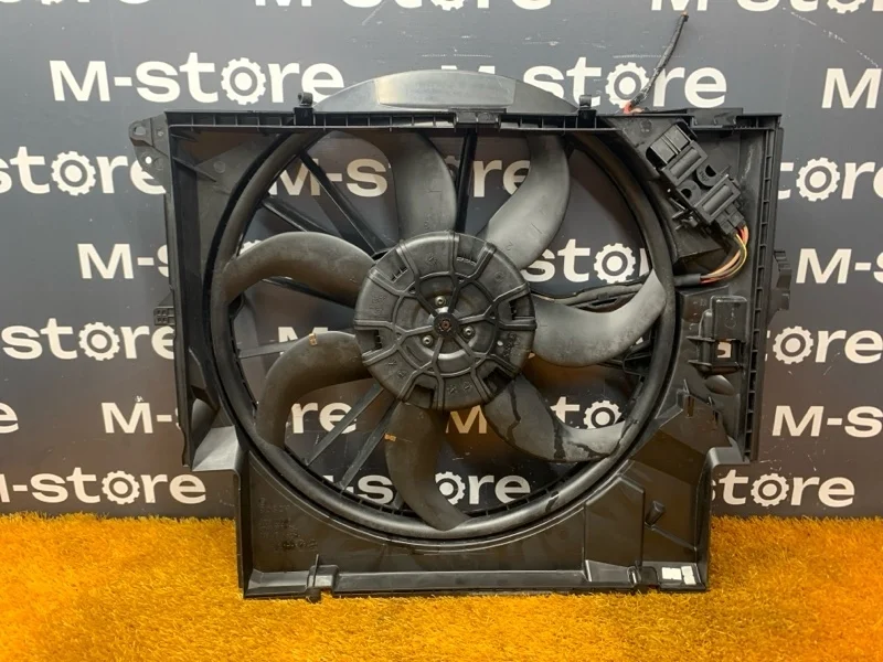 Вентилятор радиатора Bmw X1 2012 17427545366 E84 N20B20A