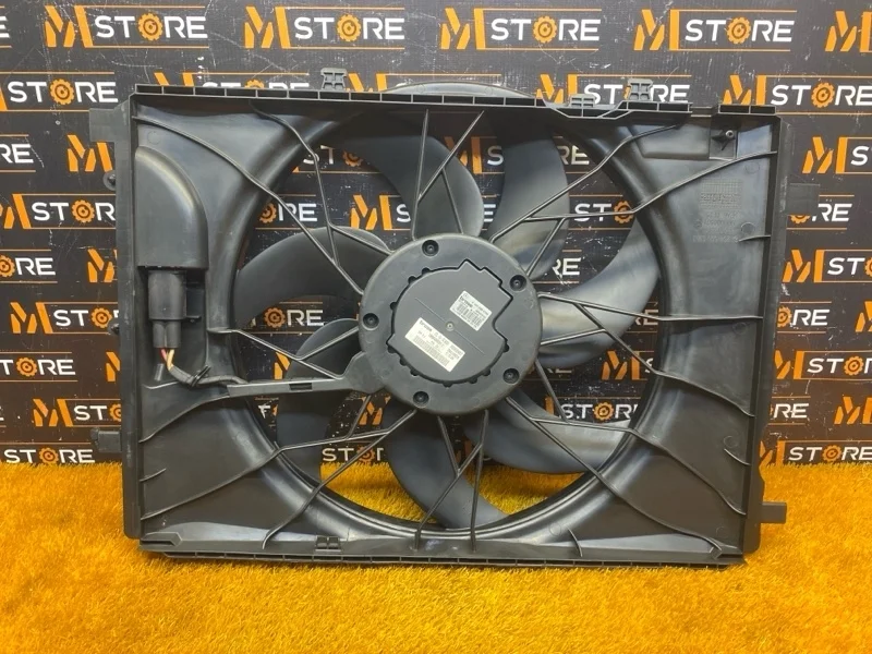 Вентилятор радиатора Mercedes-Benz E-Class 2010 A2045000193 W212 642.850