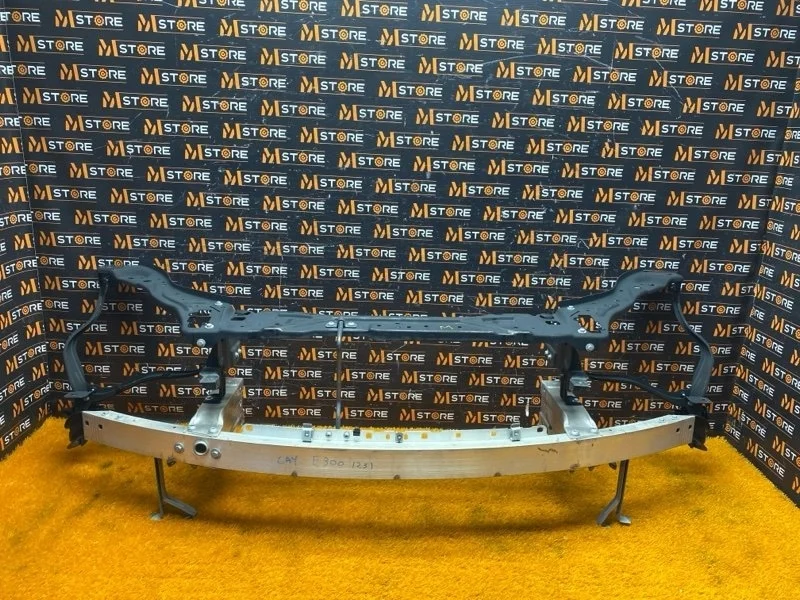 Рамка радиатора Mercedes-Benz E-Class 2012 A2126201100 W212 276.952