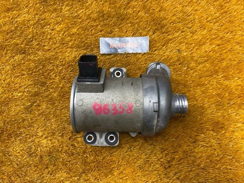 Помпа Bmw 5-Series 2012 11517604027 F10 N20B20B