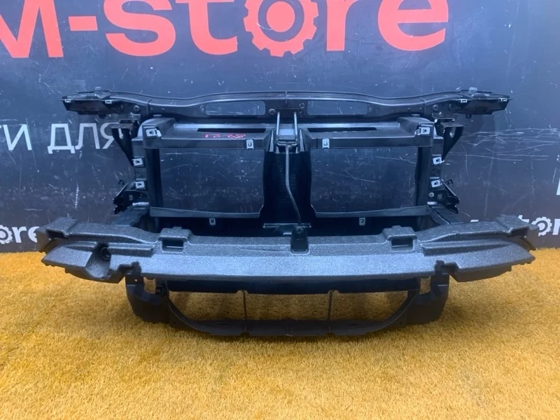 Рамка радиатора Bmw X1 2011 51642990176 E84 N46B20B