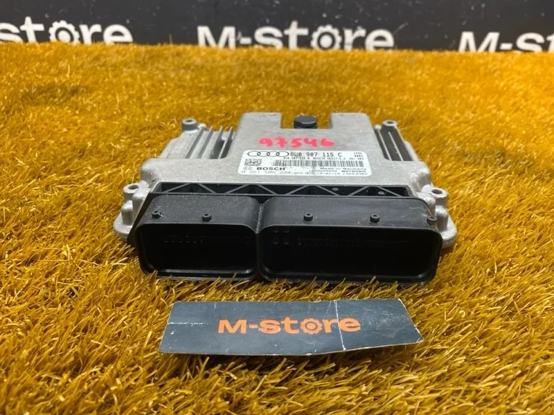 Блок управления ДВС Audi Q3 2012 8U0907115C 8U CPSA