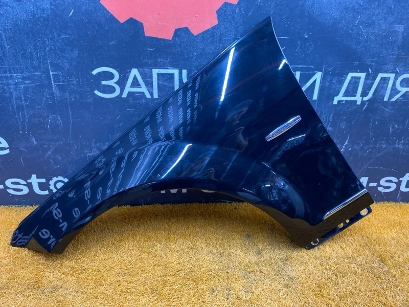 Крыло Mercedes-Benz C-Class 2009 A2048801318 W204 271.950, переднее левое