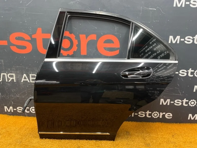 Дверь Mercedes-Benz C-Class 2009 A2047300105 W204 271.950, задняя левая