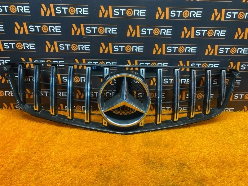 Решетка радиатора Mercedes-Benz C-Class 2012 A2048800023 W204 271.820