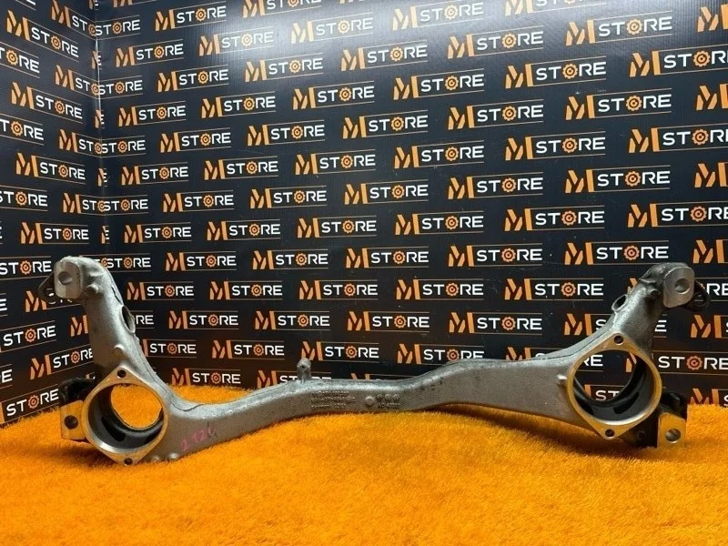 Кронштейн подушки двигателя Audi Q7 2011 7P0199207 4LB CJTC, передний