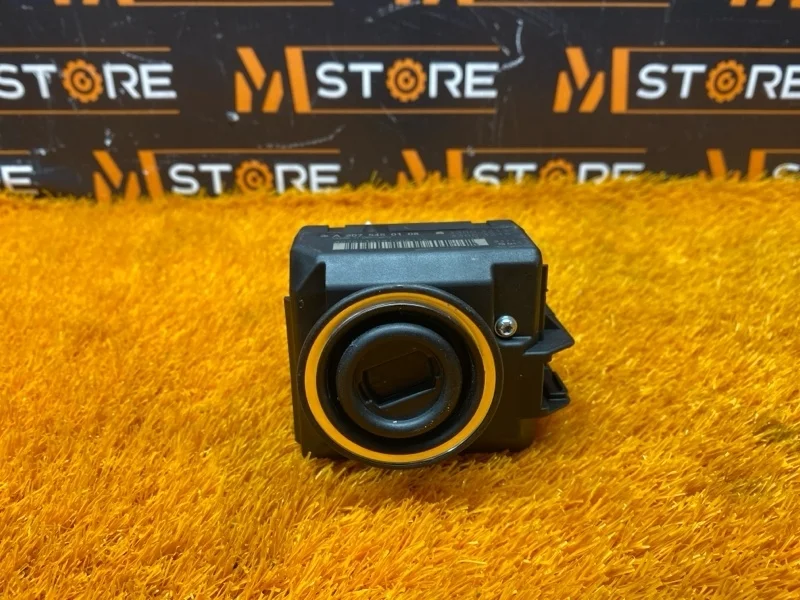 Замок зажигания Mercedes-Benz C-Class 2009 A2045451008 W204 271.950