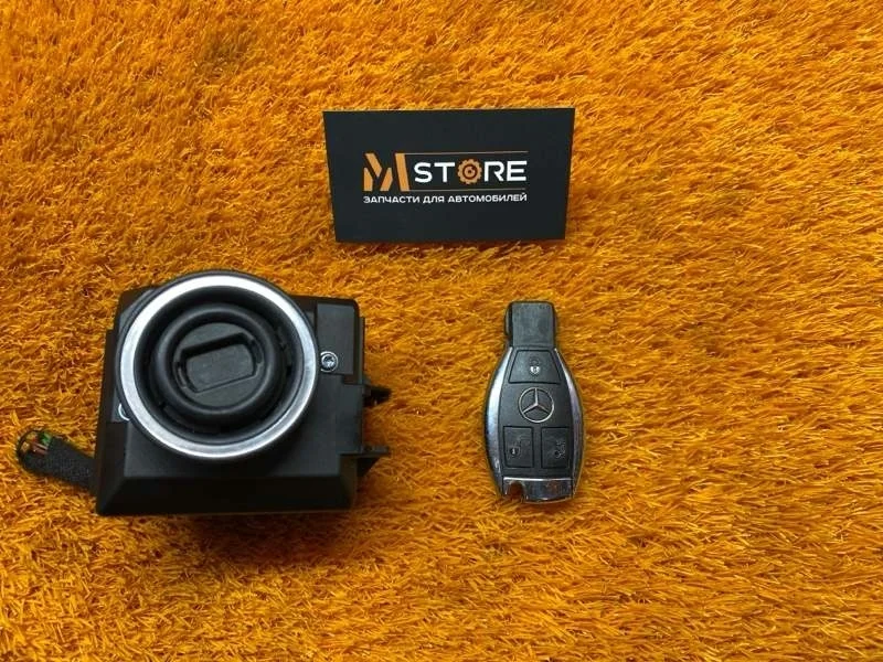 Замок зажигания Mercedes-Benz C-Class 2012 A2079057201 W204 271.820