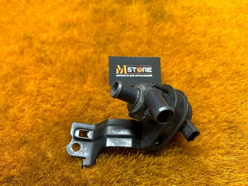 Помпа дополнительная Volkswagen Tiguan 2009 1K0965561J 5N CAWA