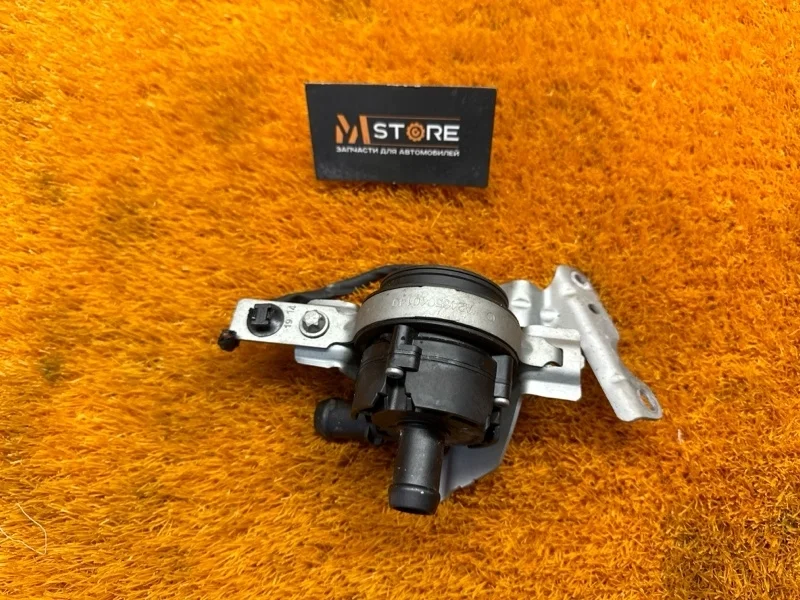 Помпа дополнительная Mercedes-Benz Gla-Class 2014 A0005000686 X156 270.920