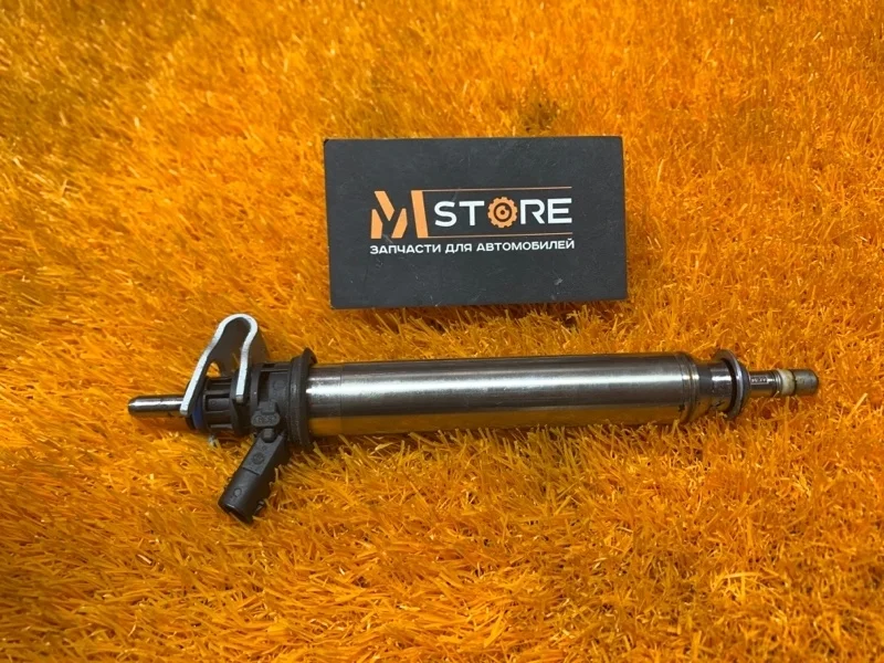 Форсунка топливная Mercedes-Benz Gla-Class 2016 A2780700687 X156 270.920