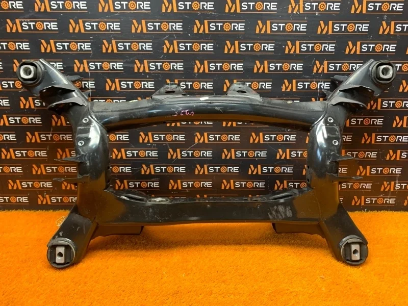 Балка поперечная (подрамник) BMW 3-Series 2013 33316792505 F30 N47D20C, задняя